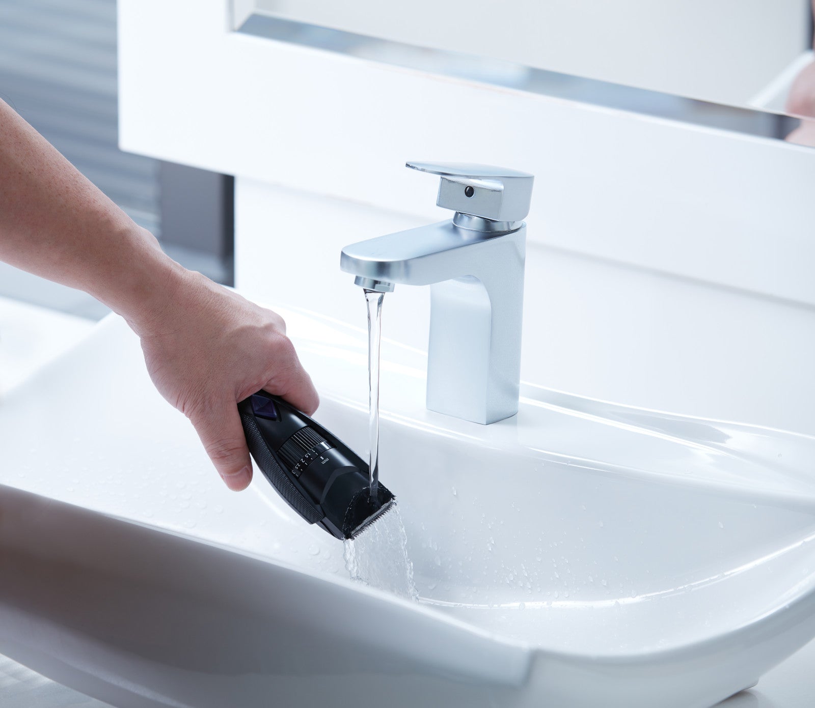 Panasonic Regolabarba e Tagliacapelli ER-GB37-K503 Nero Wet&Dry 20 Lunghezze Lavabile