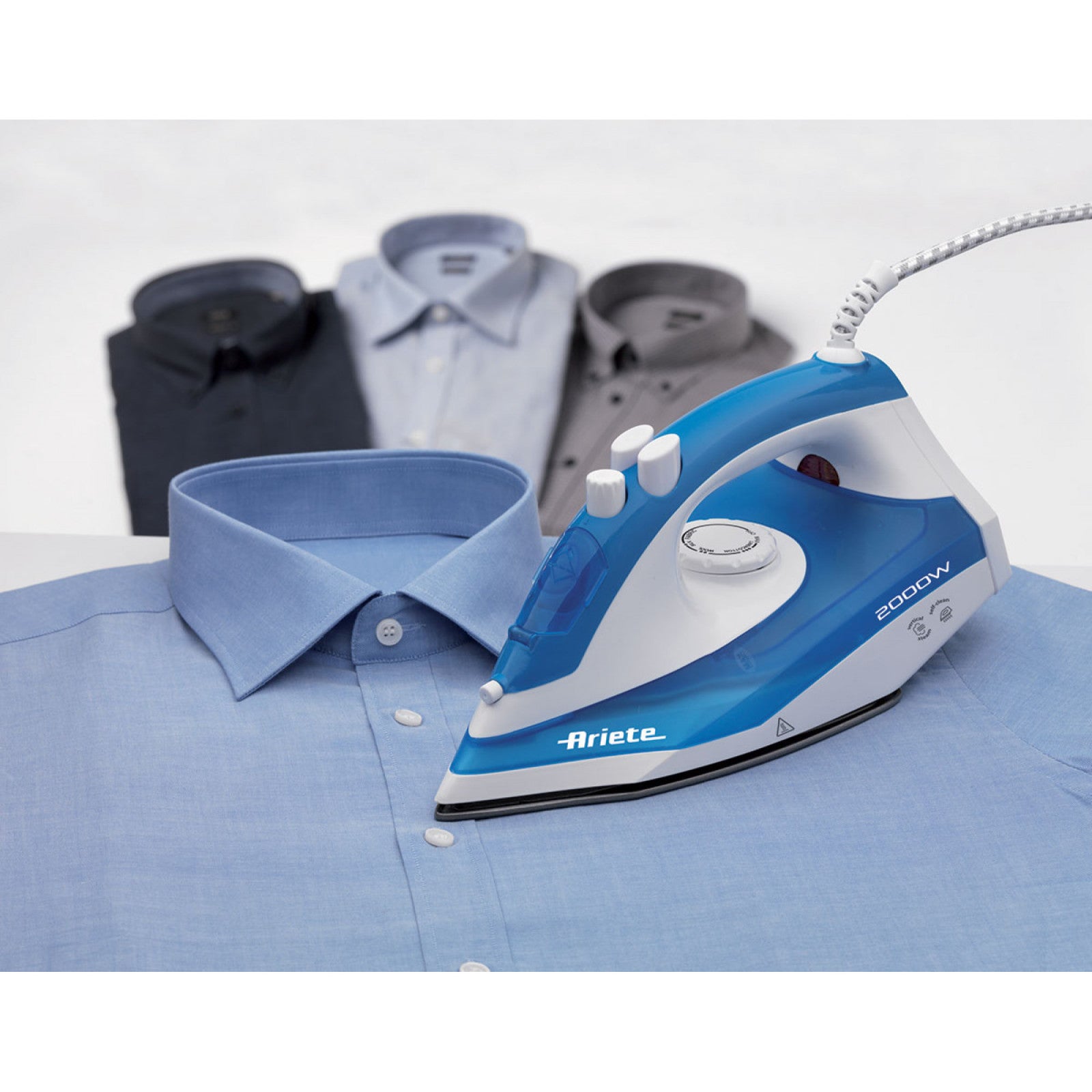 Ferro da stiro a vapore Ariete 6234 2000W piastra Teflon colpo vapore 140g/min bianco blu
