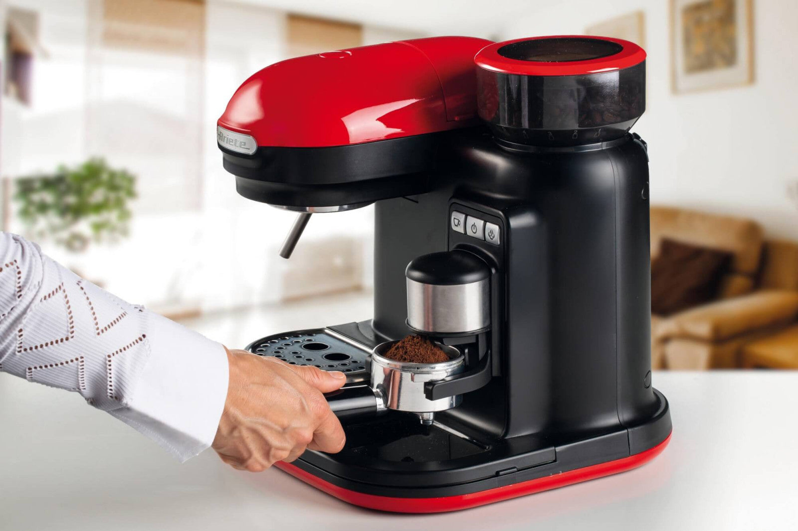 Ariete 1318 Macchina da Caffè Automatica con Macinacaffè Integrato 15 bar Rosso