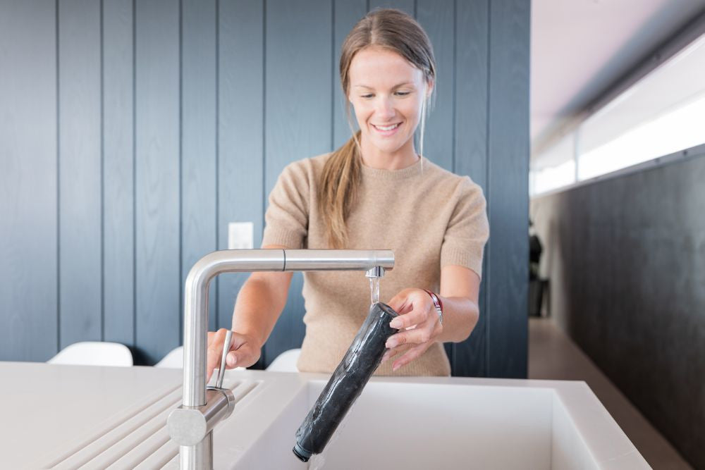 Hoover H-FREE 300 HF322YHM Aspirapolvere a Bastone 2in1 Senza Sacchetto Grigio 40min