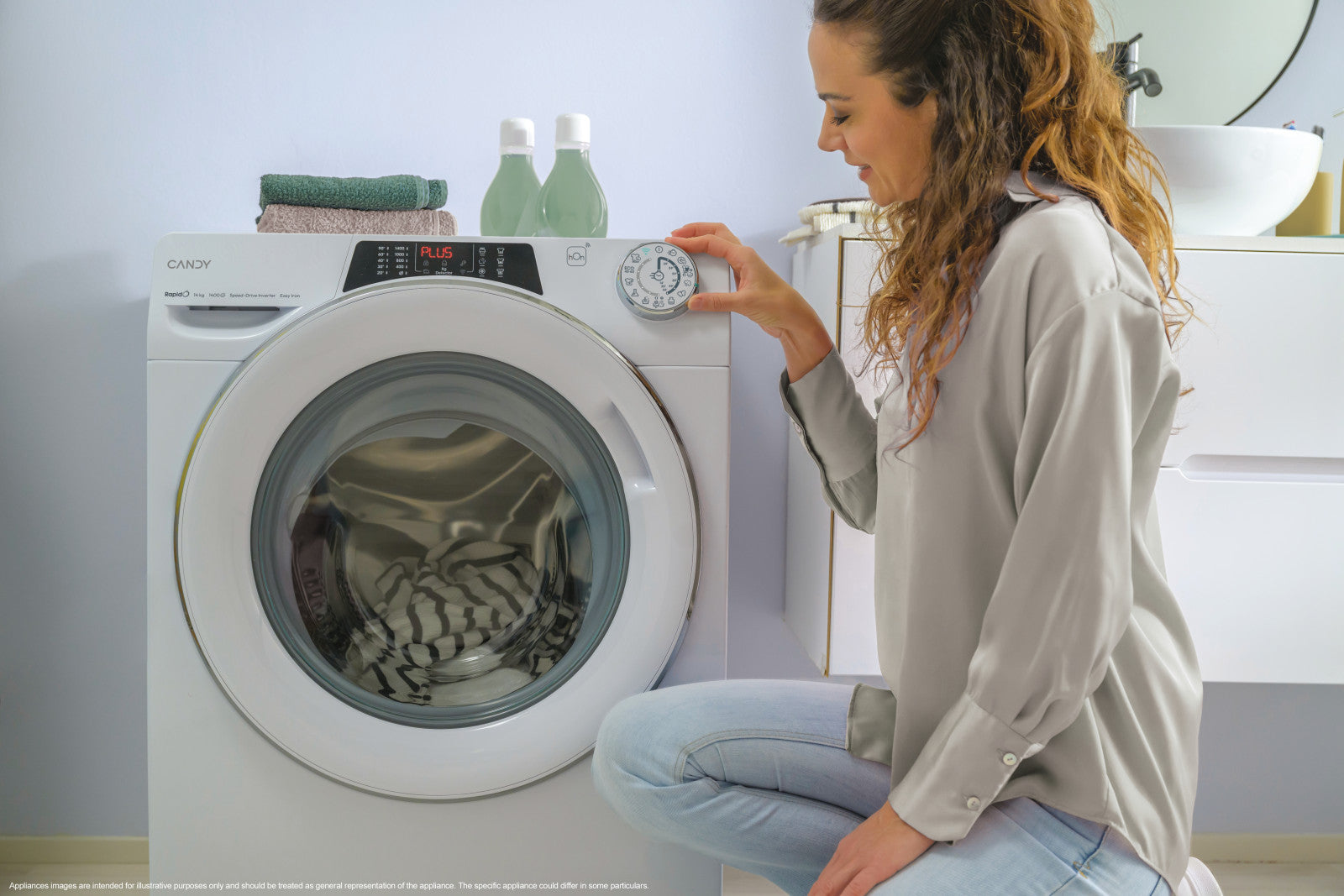Candy RapidÓ ECO Lavatrice 10kg Classe A 1600 giri Carica Frontale Bianca RO 6106DWMC7